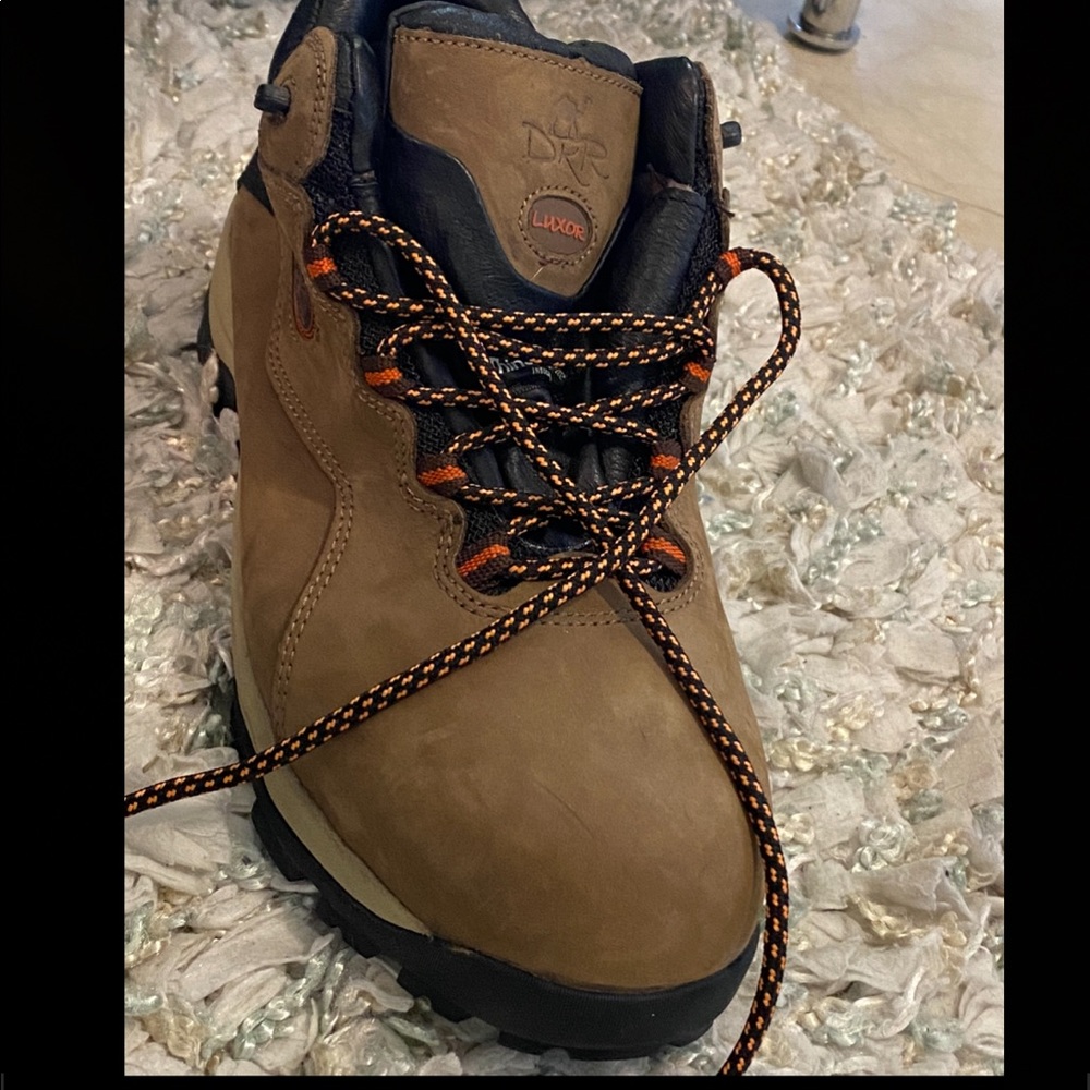 Men’s shoes